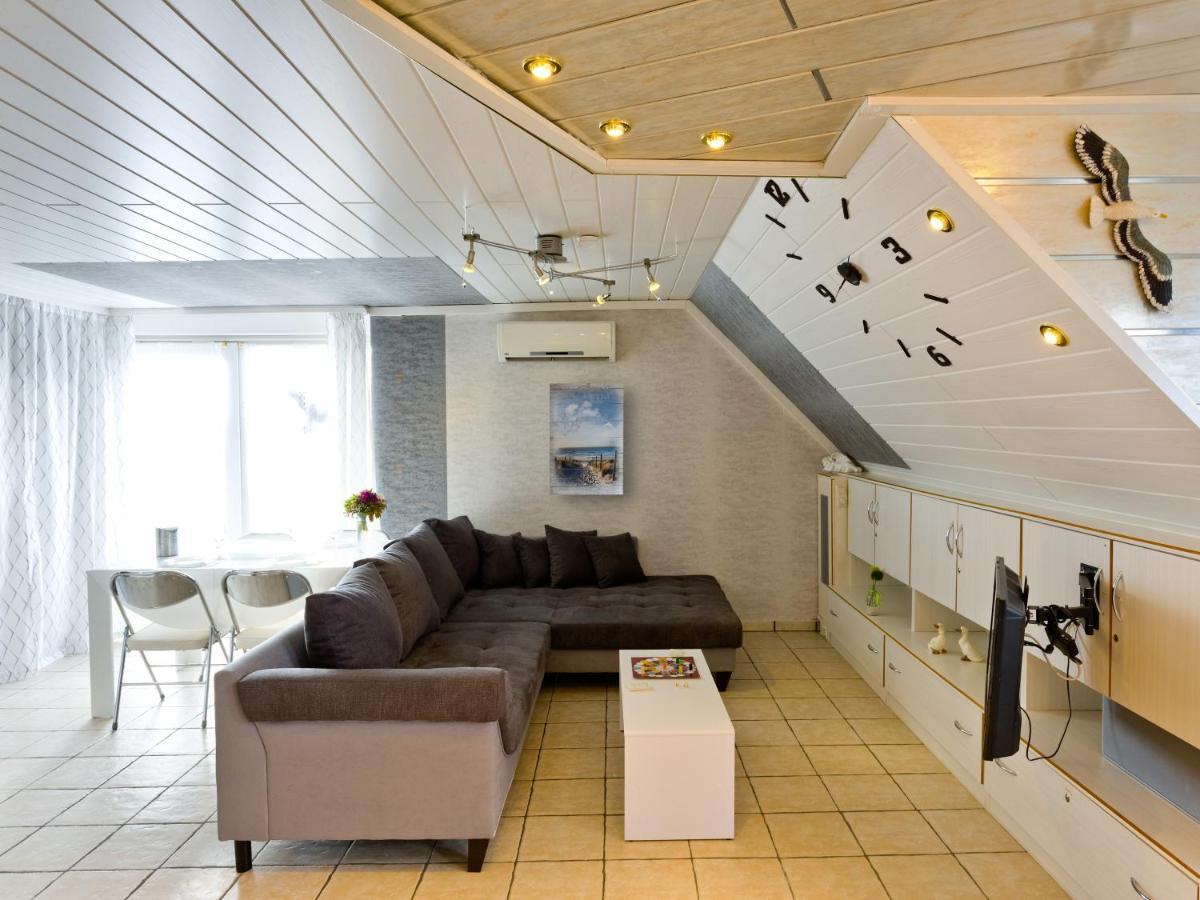 Fewo Weltenbummler Apartment Dorum Exterior photo